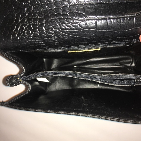 Host PickπValerie Stevens Leather Clutch - Picture 5 of 8